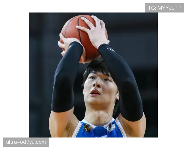 尼克·科里森挡拆效率提升明显，助球队内线得分爆发